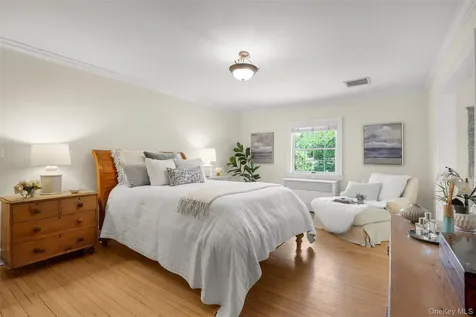 12 Cambridge Court Larchmont NY 10538