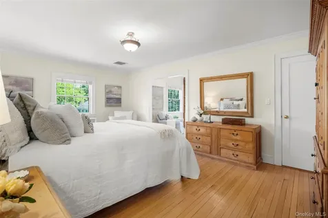12 Cambridge Court Larchmont NY 10538