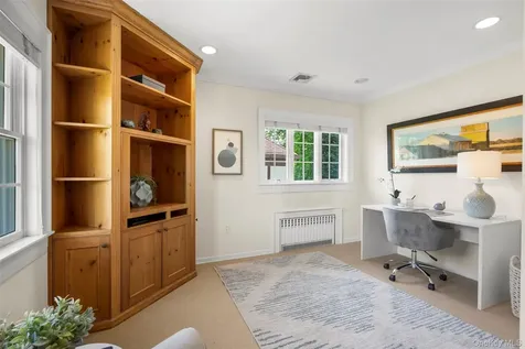 12 Cambridge Court Larchmont NY 10538