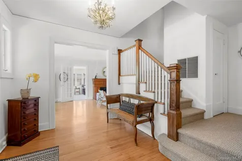 12 Cambridge Court Larchmont NY 10538