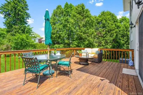 12 Cambridge Court Larchmont NY 10538