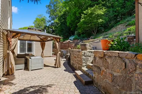 29 Montrose Road Yonkers NY 10710