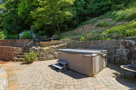 29 Montrose Road Yonkers NY 10710