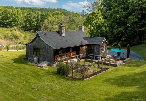 3881 Route 44 Millbrook NY 12545