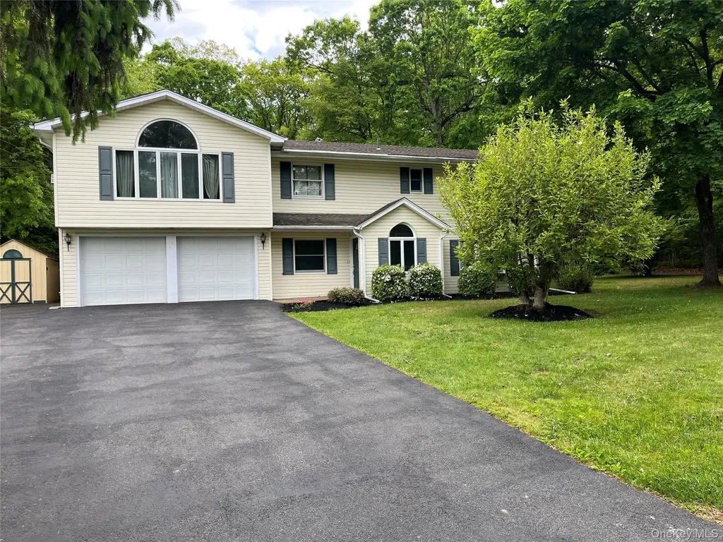 143 Pineview Avenue Bardonia NY 10954