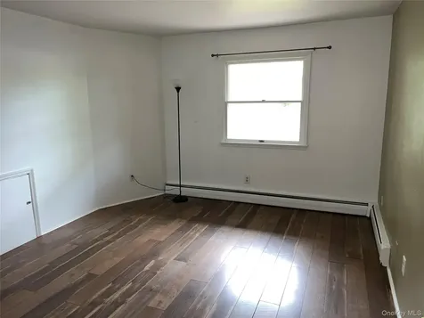 143 Pineview Avenue Bardonia NY 10954