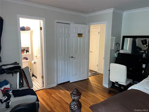 143 Pineview Avenue Bardonia NY 10954