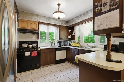 2 Mallard Drive West Nyack NY 10994