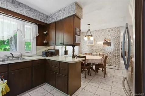 2 Mallard Drive West Nyack NY 10994
