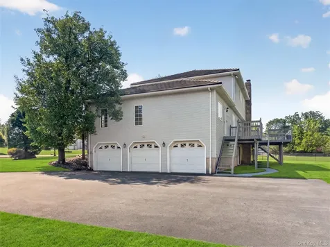 216 Strawtown Road New City NY 10956