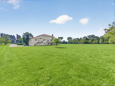 216 Strawtown Road New City NY 10956