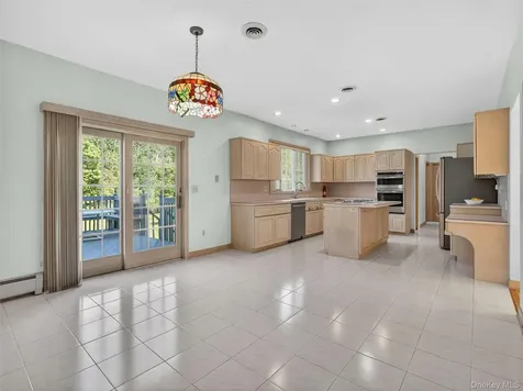 216 Strawtown Road New City NY 10956