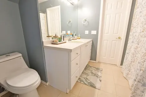 5 Easterly Court Manorville NY 11949