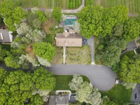 5 Easterly Court Manorville NY 11949