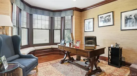 40 Pembroke Drive Glen Cove NY 11542