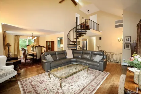 7 David Road Somers NY 10589