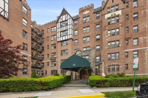 10 Nosband Avenue White Plains NY 10605