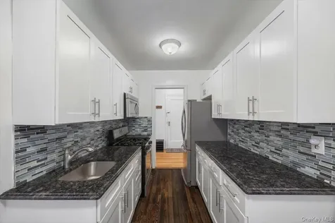 10 Nosband Avenue White Plains NY 10605