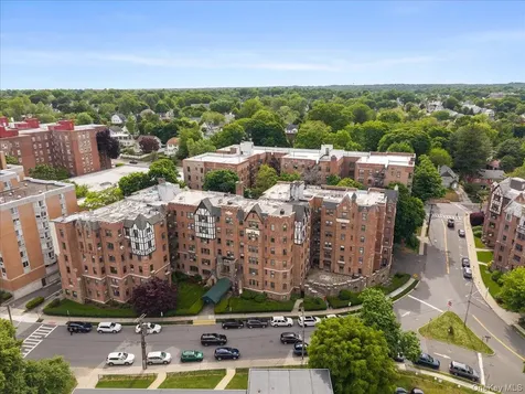 10 Nosband Avenue White Plains NY 10605