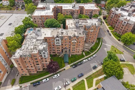 10 Nosband Avenue White Plains NY 10605