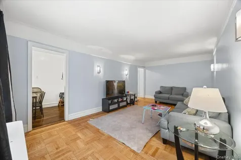 10 Nosband Avenue White Plains NY 10605