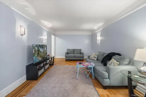 10 Nosband Avenue White Plains NY 10605