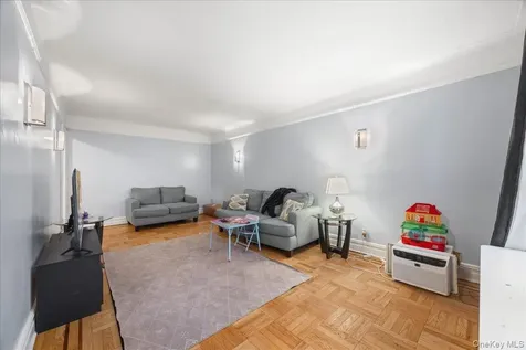 10 Nosband Avenue White Plains NY 10605