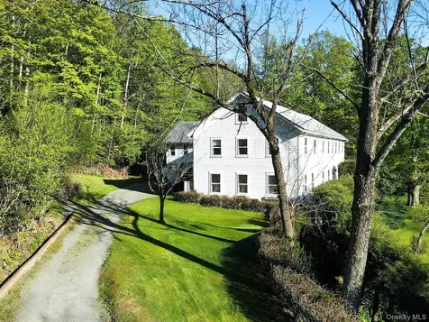 2182 County Road 17 Roscoe NY 12776