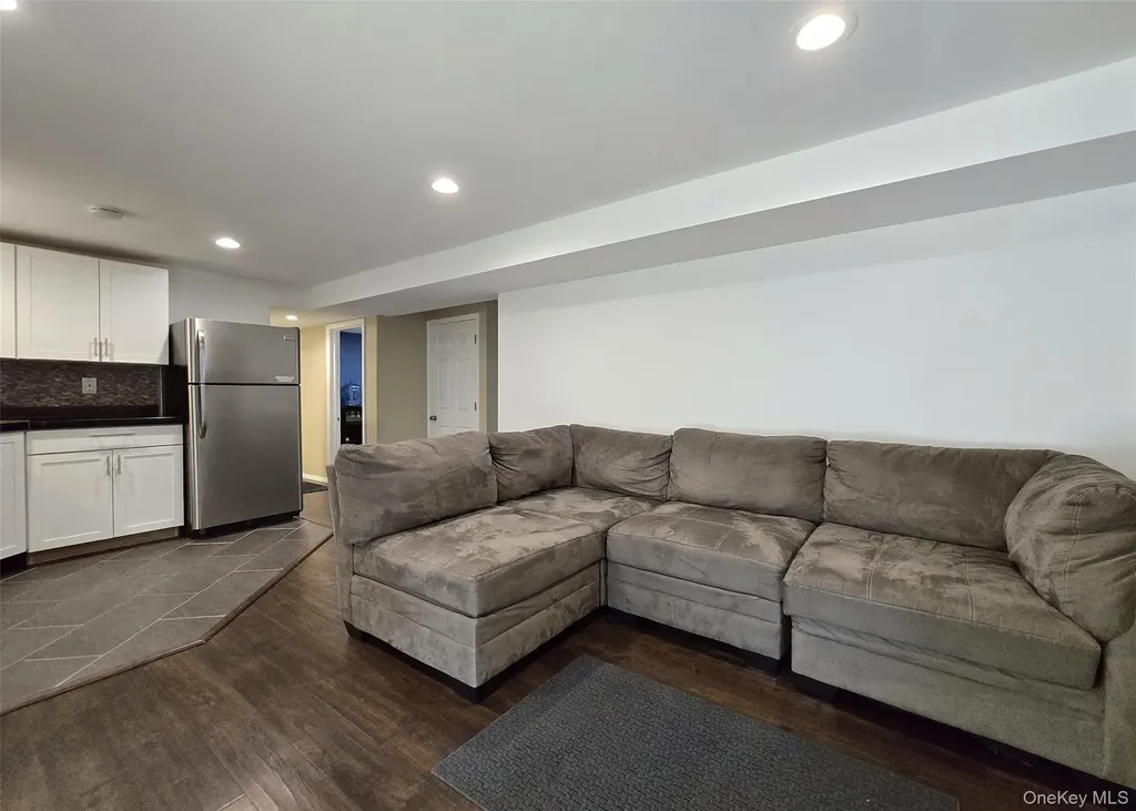 529 Hawkins Road Selden NY 11784