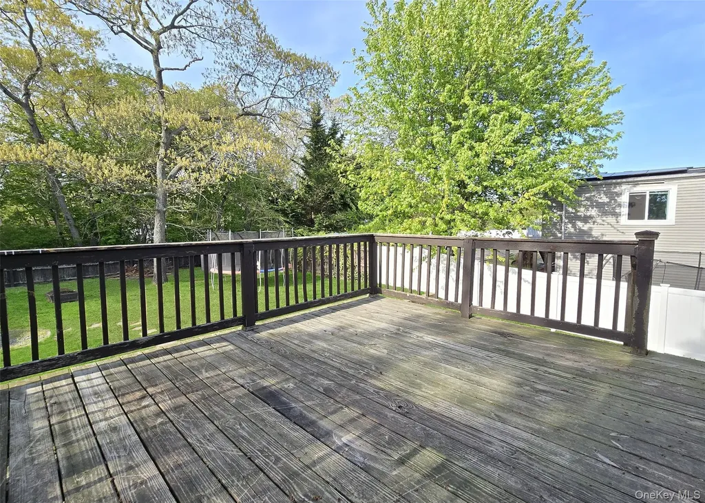 529 Hawkins Road Selden NY 11784