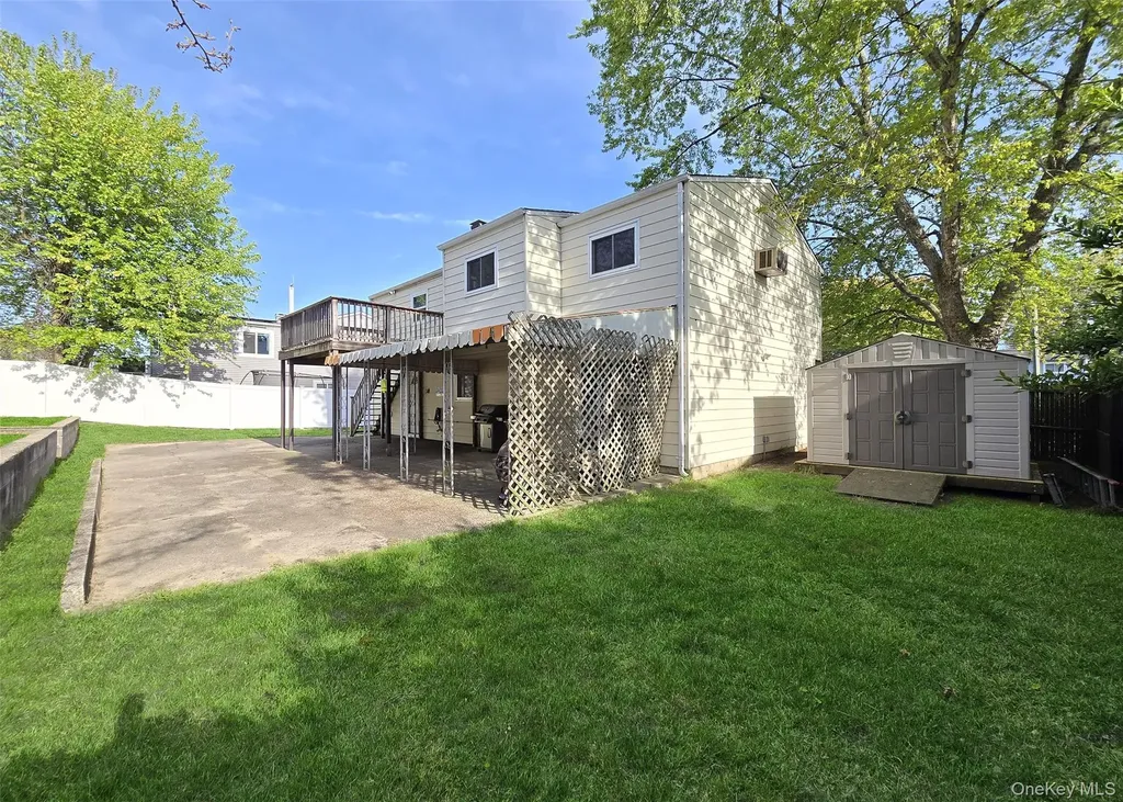 529 Hawkins Road Selden NY 11784