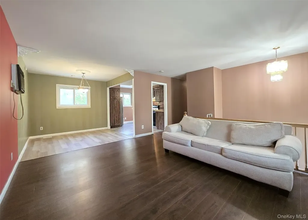 529 Hawkins Road Selden NY 11784