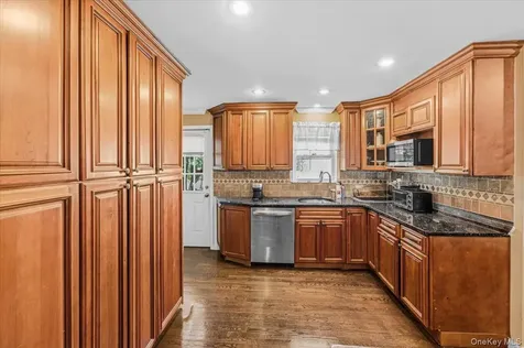 47 Villa Avenue Yonkers NY 10704