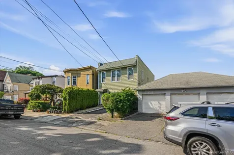 47 Villa Avenue Yonkers NY 10704