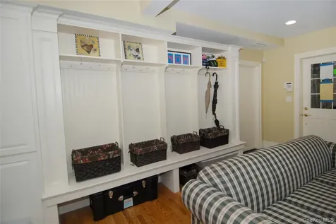 32 Country Road Mamaroneck NY 10543