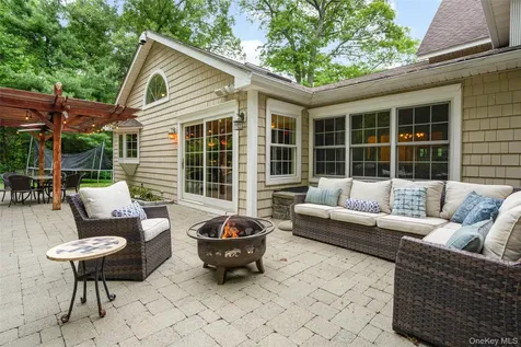 32 Country Road Mamaroneck NY 10543
