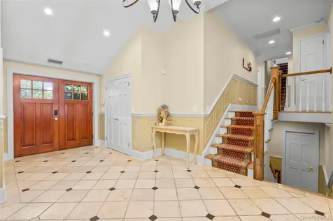 32 Country Road Mamaroneck NY 10543