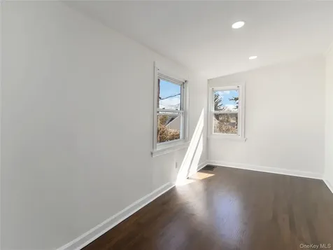 37 New Avenue Yonkers NY 10704