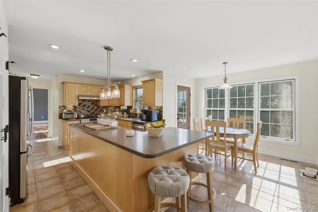 233 Devon Farms Road Stormville NY 12582