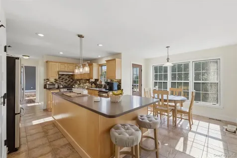 233 Devon Farms Road Stormville NY 12582