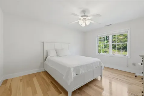 233 Devon Farms Road Stormville NY 12582