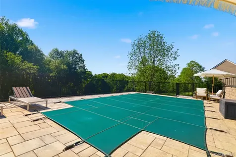 233 Devon Farms Road Stormville NY 12582