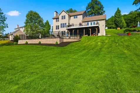 233 Devon Farms Road Stormville NY 12582