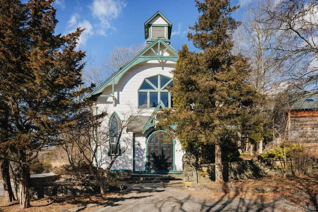 209-211 Fishcreek Road Saugerties NY 12477