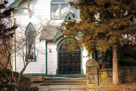 209-211 Fishcreek Road Saugerties NY 12477