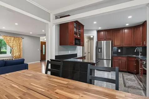 36 Heatherdell Road Ardsley NY 10502