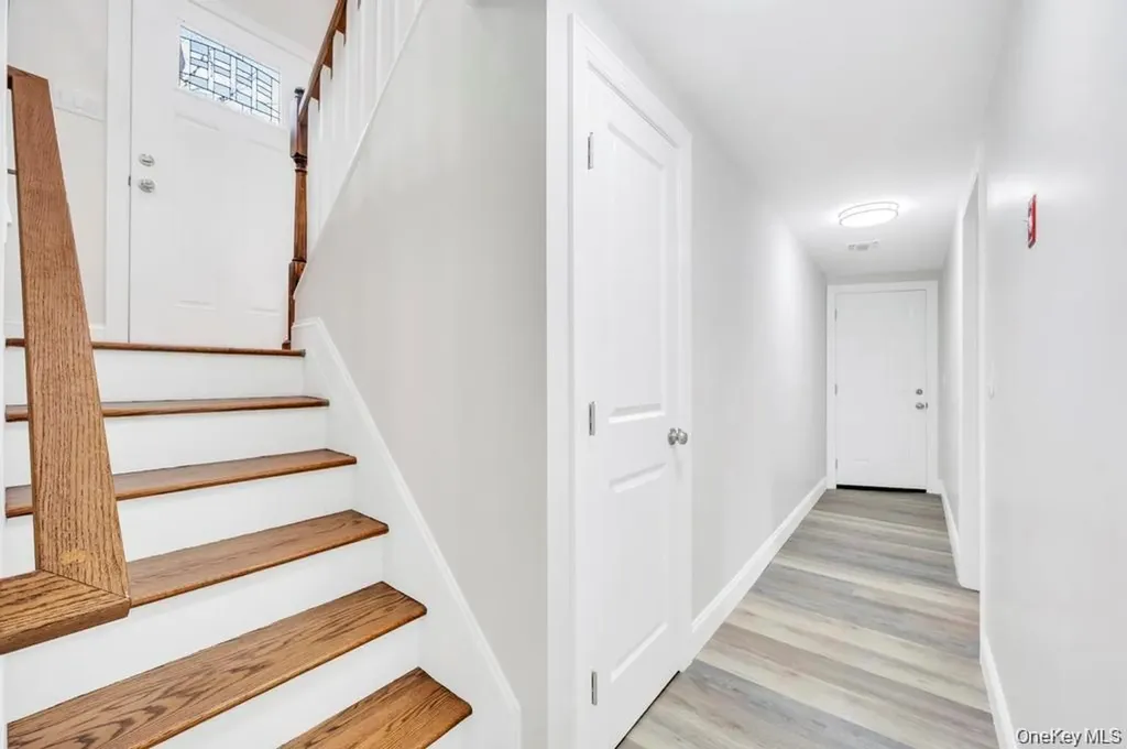 339 Avenue B Ronkonkoma NY 11779