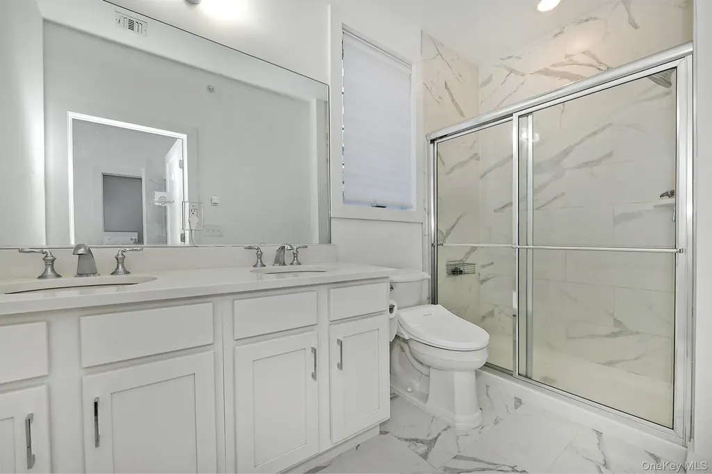 416 White Rose Lane East Meadow NY 11554