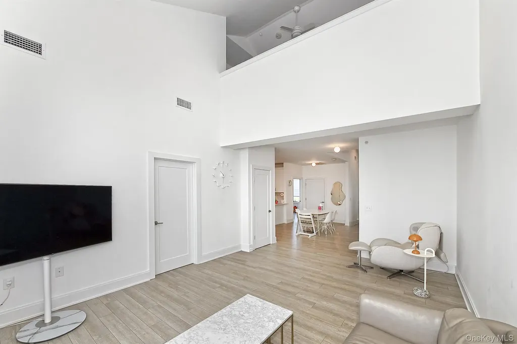 416 White Rose Lane East Meadow NY 11554
