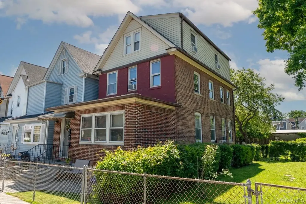 304 Lockwood Avenue New Rochelle NY 10801